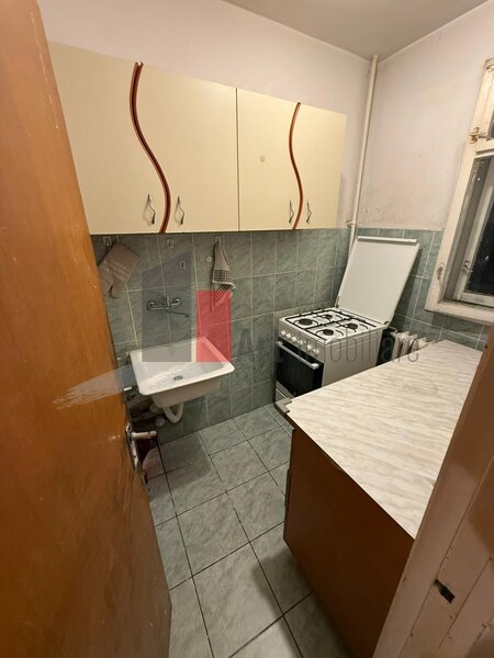 Drumul Taberei, Favorit, garsoniera